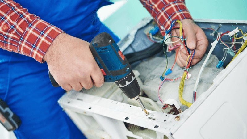 İstanbul Beko Beko çamaşır makinesi kart tamiri – Su almama arızası orijinal parça ile giderildi. - Teknik servis örneği